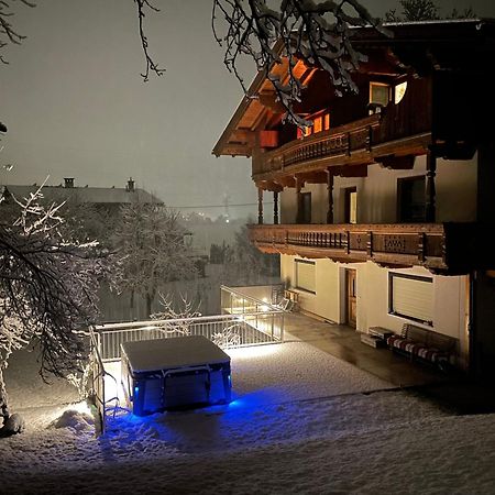 Apart Moidl Mit Privatem Pool Hart im Zillertal Eksteriør bilde